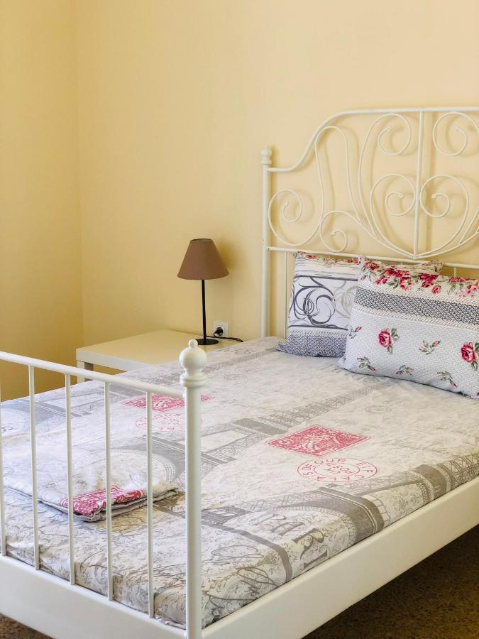 Blue Air Apartment 1Minute From Sea, 15 Min From The Airport Artemis City Center Buitenkant foto